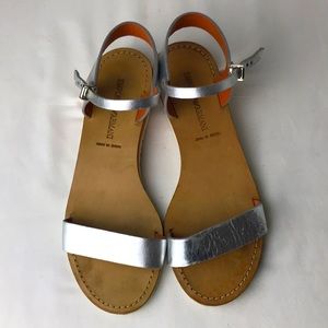 Emporio Armani ( Made in Italy) silver strap sandals Sz Euro 36 US 6